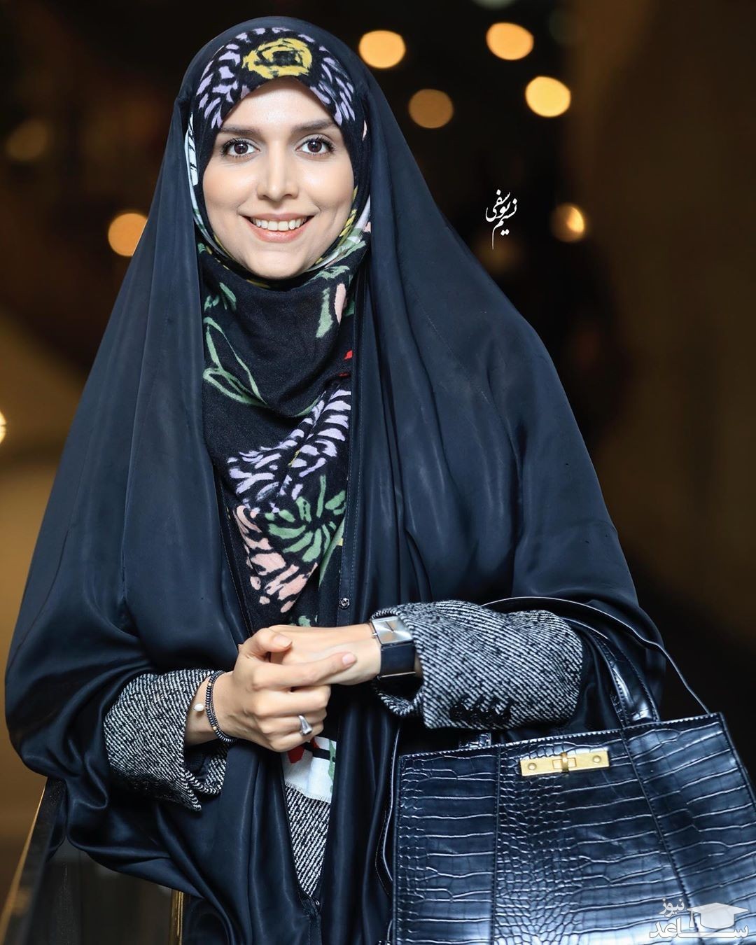 حجاب مژده لواسانی در خارج از کشور