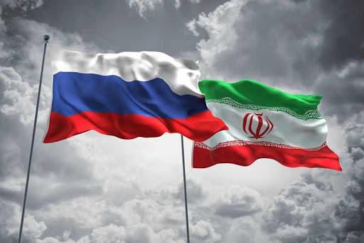 کیهان: ایران به روسیه دور زدن تحریم‌ را یاد می‌دهد