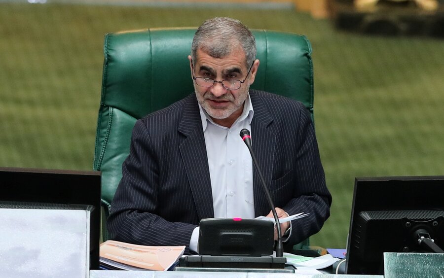 رئیس اتاق بازرگانی ایران حرف گنده‌تر از دهنش زده است