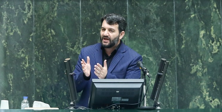 شایعه استعفای حجت‌الله عبدالملکی وزیر کار