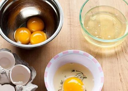 شادابی و پاکسازی پوست به کمک ماسک تخم مرغ +طرز تهیه