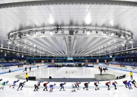مسابقات اسکیت روی یخ مردان اروپا در هلند/ عکس