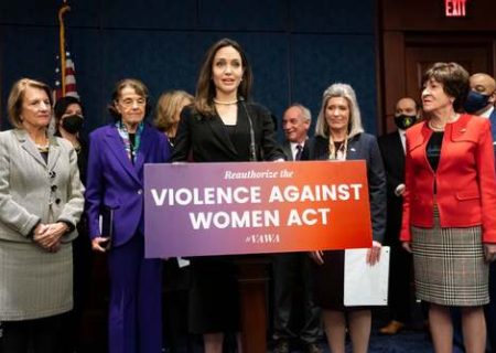 تلاش آنجلینا جولی درباره خشونت علیه زنان در آمریکا