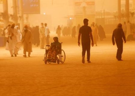 وضعیت وخیم توفان گردو غبار در نجف و بغداد