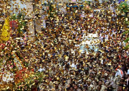 جشنواره هندوها در شهر احمدآباد هند