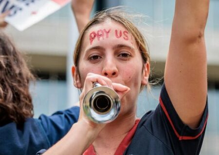 اعتصاب و اعتراضات پرستاران استرالیایی برای حقوق