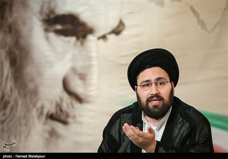 علی خمینی: برای حفظ دین به مردم برگردید