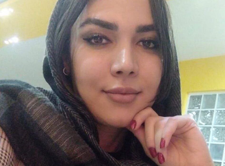 جزئیات خودکشی مریم السادات آروین وکیل سیرجانی