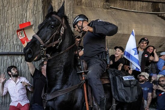 تظاهرات گسترده مخالفان علیه نتانیاهو در تل آویو